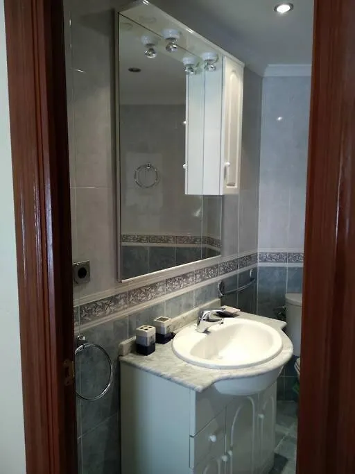 Apartamento Acogedor Y Bien Situado フエンヒロラ